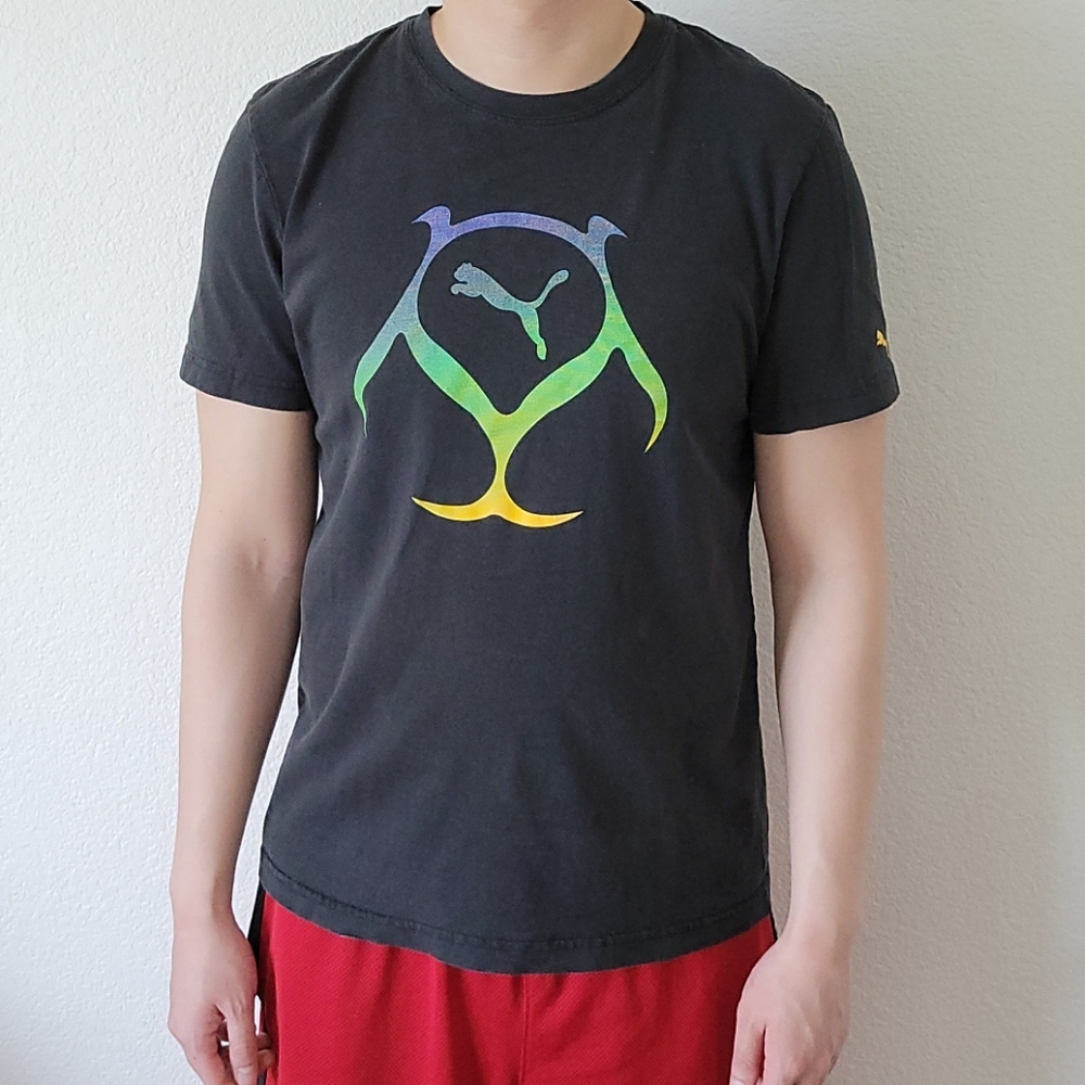 Black PUMA T-shirt